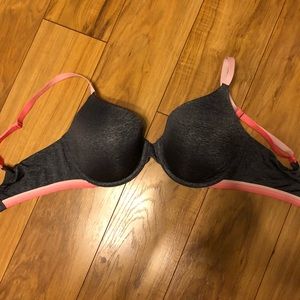 Victoria’s Secret bra- size 34 D